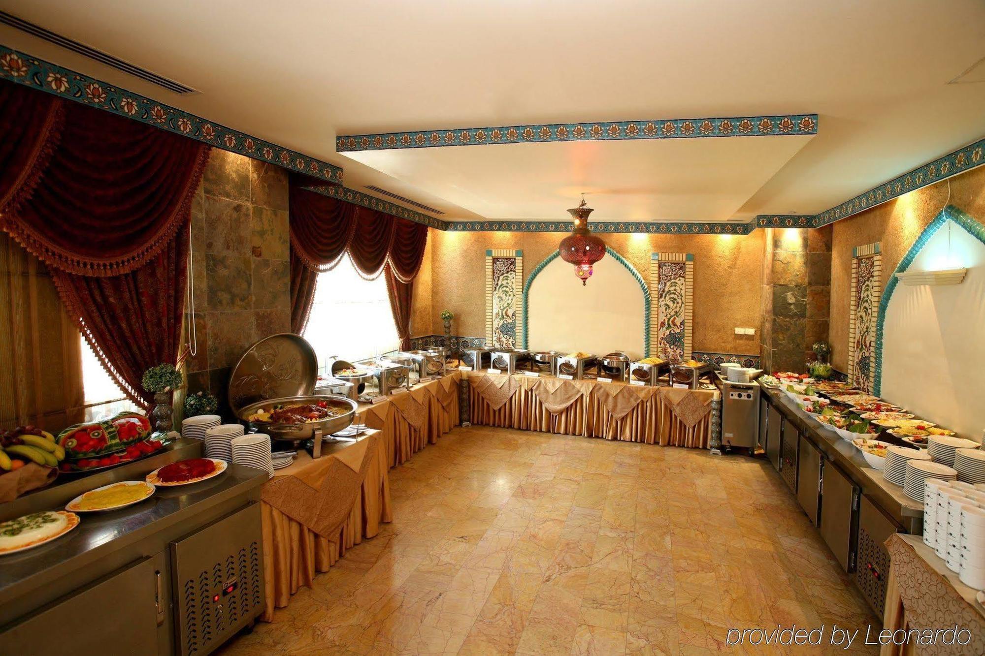 Mourouj Hotel Apartments Абу Даби Ресторант снимка