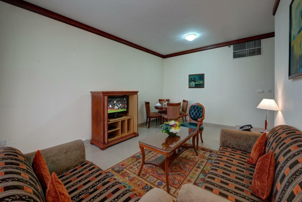 Mourouj Hotel Apartments Абу Даби Екстериор снимка